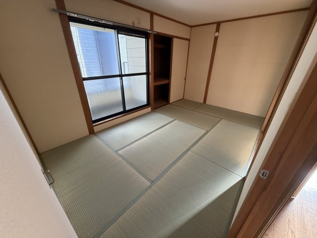 ハイツ・ジェルミの和室