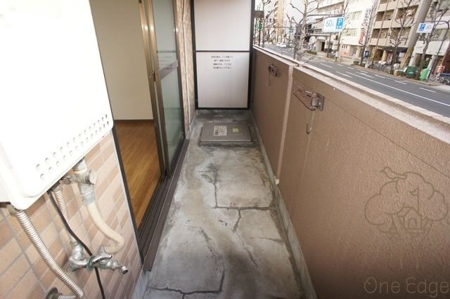 ドエル南森町のバルコニー