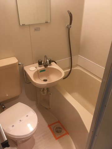 レオパレス千駄木A棟の浴室