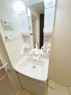 【洗面所】 | プレール・ドゥーク東新宿Ⅲ | 洗面台です。