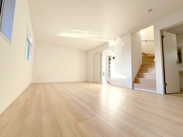 立川上砂町　新築戸建て　全1棟の居間・リビング