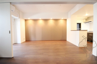 【内装】 | ブリリアント同心