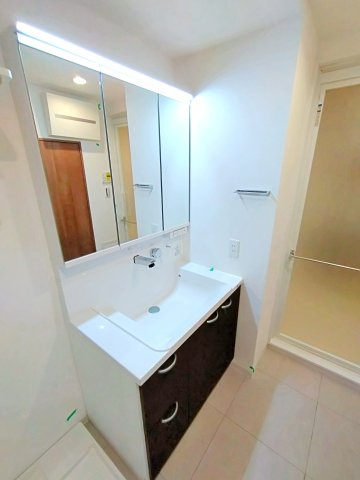 ライオンズヒルズ柿生の独立洗面台