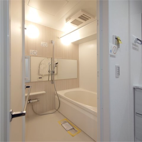 リリーベル宮前ヒルズの浴室