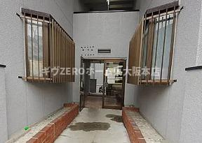 ビートル山本北のエントランス