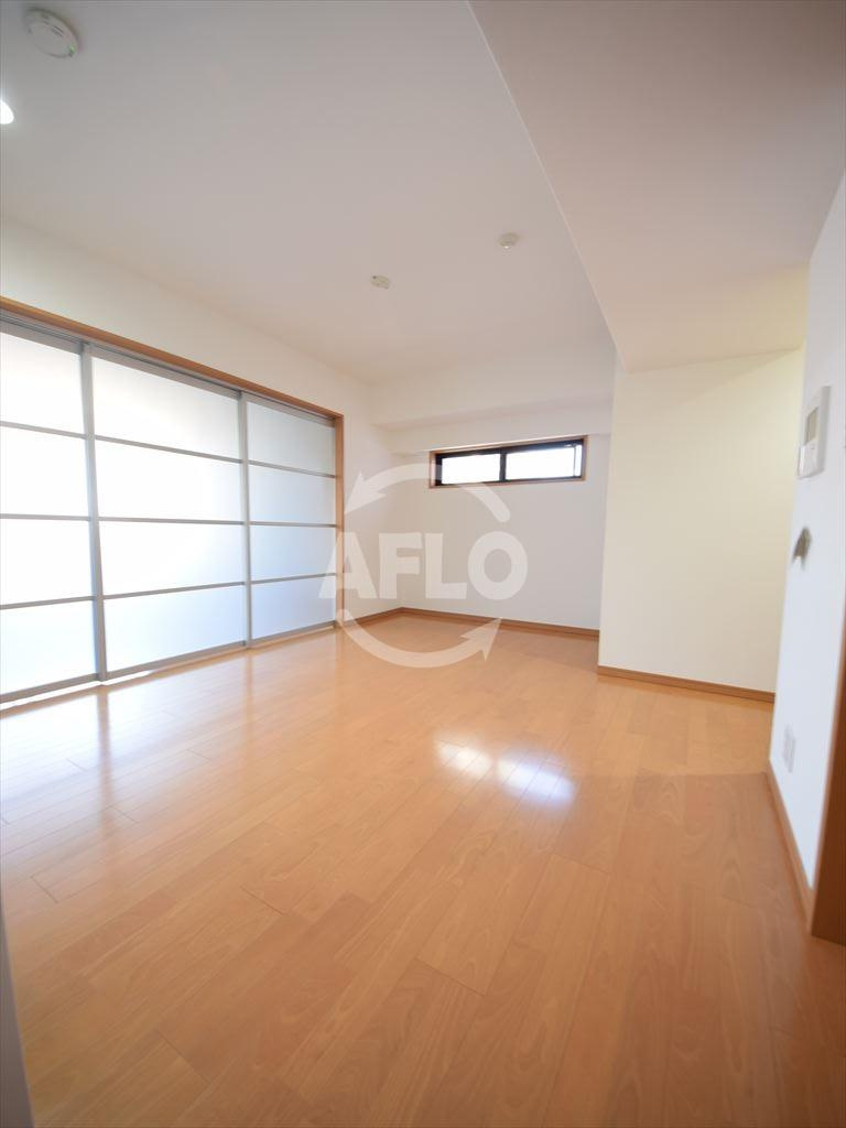 リーガル南堀江　堀江小学校区の居間・リビング|リーガル南堀江　ダイニング