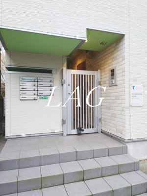 【エントランス】 | TEN-NOM HOUSE DELUXE | エントランスです。