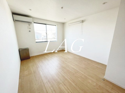 【居間・リビング】 | TEN-NOM HOUSE DELUXE | 洋室のお部屋です。