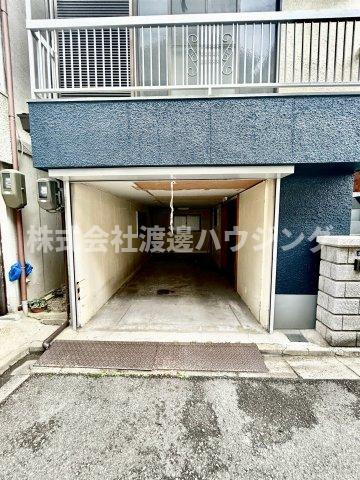 善根寺町6丁目一戸建の駐車場|車高1990、幅2500、奥行6300。