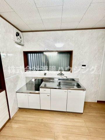 善根寺町6丁目一戸建のキッチン