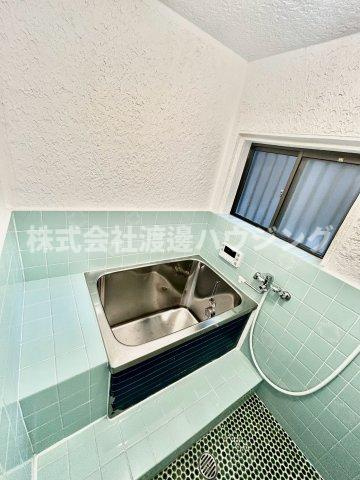 善根寺町6丁目一戸建の浴室