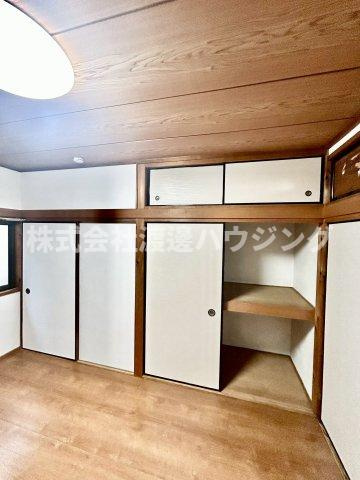 善根寺町6丁目一戸建の収納