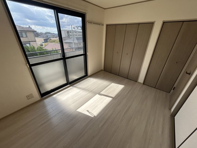 パルティーダ B棟の洋室