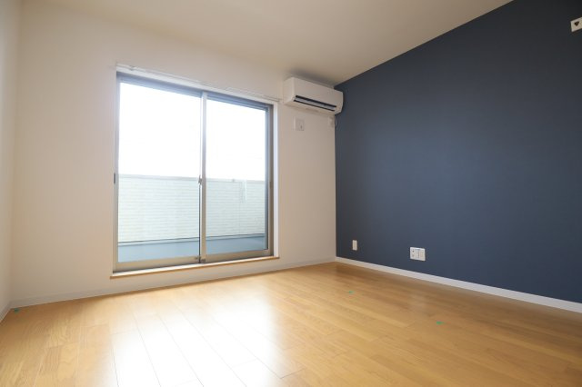 クレアール堺町ＩＩの居間・リビング