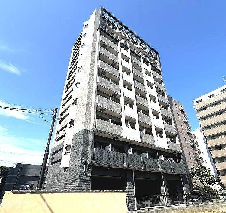 柏８０８タワーの外観