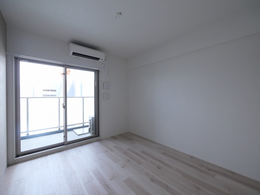 ファーストフィオーレ長田グランディールの居間・リビング