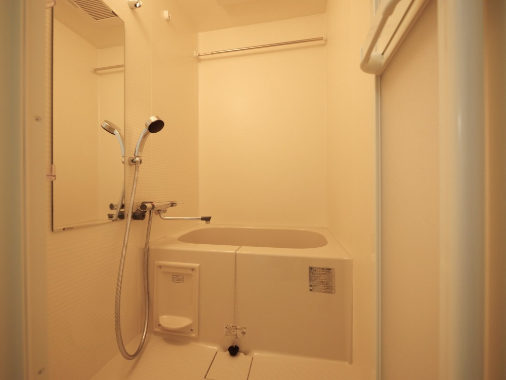 ファーストフィオーレ長田グランディールの浴室