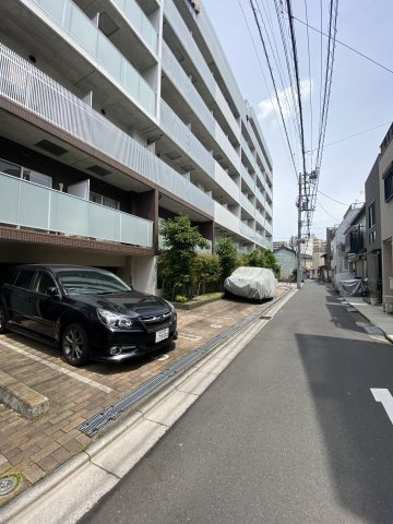 リエトコート向島の駐車場