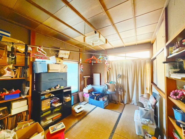 残置物お片付け済♪約180坪の広々土地+中古住宅♪の和室