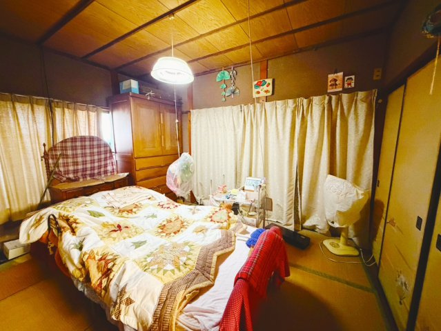 残置物お片付け済♪約180坪の広々土地+中古住宅♪の和室