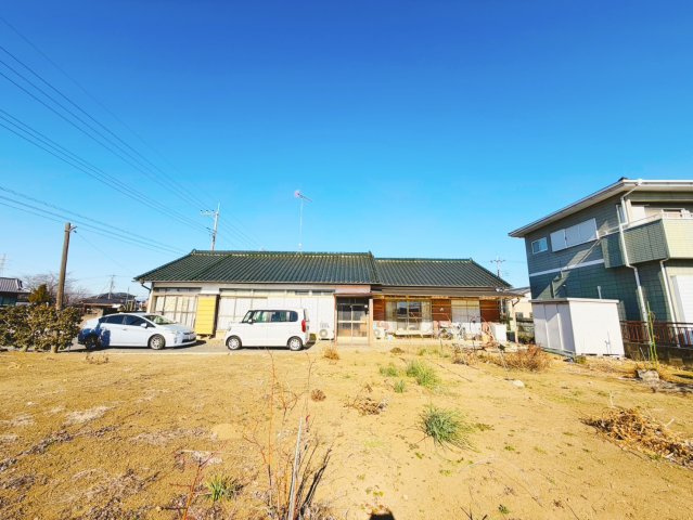 栃木市城内町に約180坪の広々土地+中古住宅♪の外観