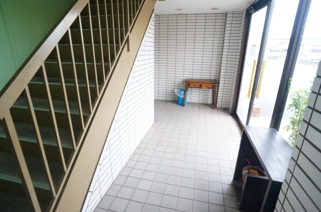 ライズ綾のロビー