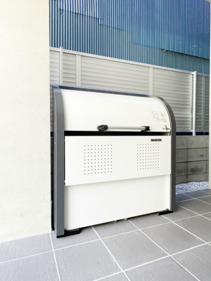 【その他共用部分】 | セレス巣鴨 | 敷地内にごみ置き場があります