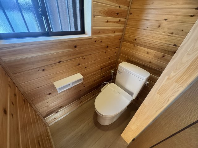 有明アパート　3号室のトイレ