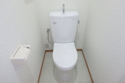 【トイレ】 | 国際ハイム | 他のお部屋の参考写真となります。