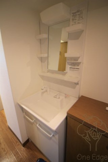 【独立洗面台】 | ラ・リッシュ北梅田