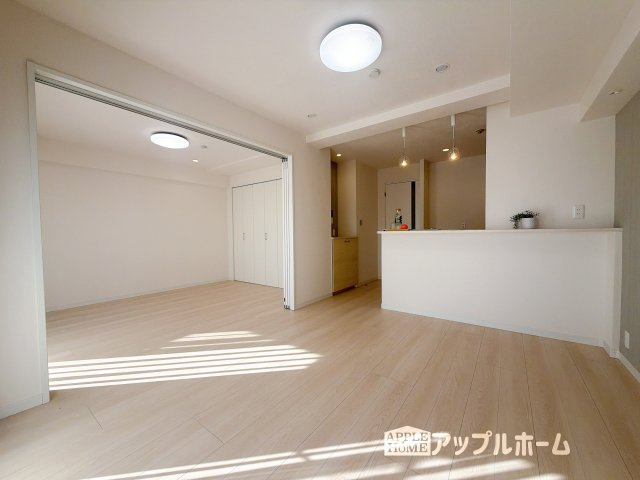 【中古マンション】ライオンズマンション与野本町 第5の居間・リビング