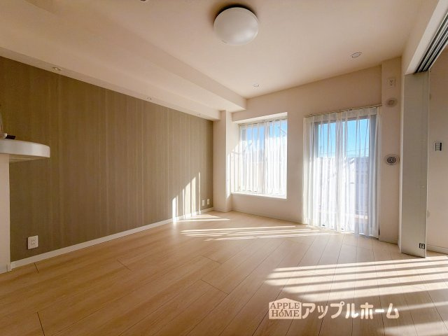 【中古マンション】ライオンズマンション与野本町 第5の居間・リビング