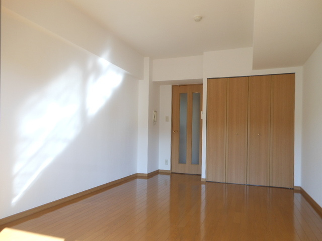 コンフォ清水の居間・リビング|前回募集時の写真です