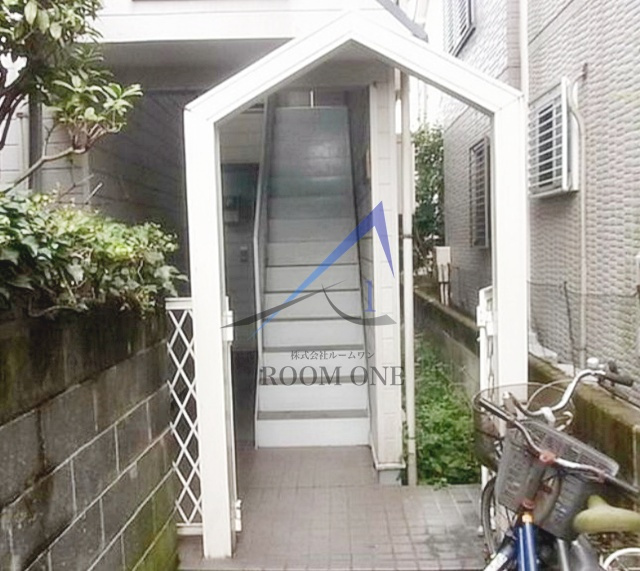 セイントハウスのエントランス|エントランスです。