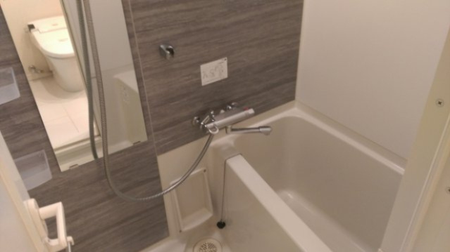 コンフォリア両国DEUXの浴室