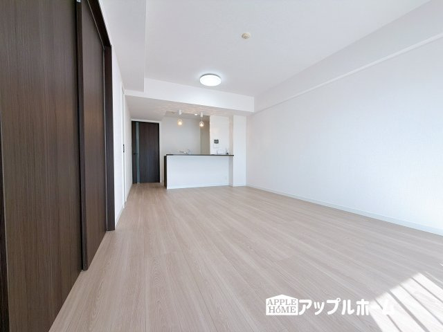 【中古マンション】セザール大宮日進の居間・リビング