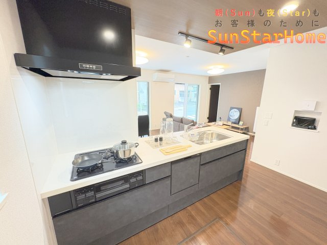 【サンスタ現地販売物件】あきる野市小川東　新築　のキッチン