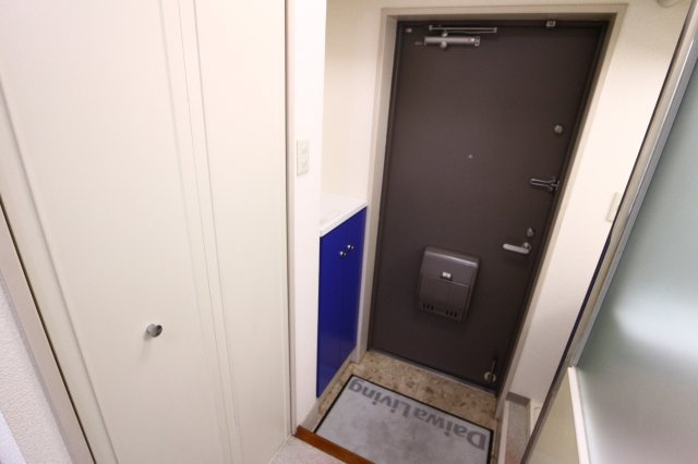 ラッフィナート有瀬の玄関