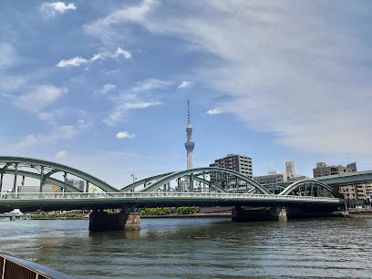 ベルフォンスの周辺