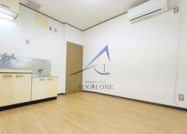 スタジオ成増の居間・リビング|洋室のお部屋です。