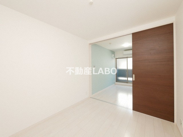 F asecia assistの洋室