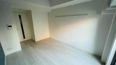 【居間・リビング】 | レシオス天王寺 | こちらの居間で趣味の時間をお楽しみください