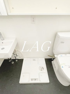 【設備】 | C_Rooms | 室内洗濯機置き場です。