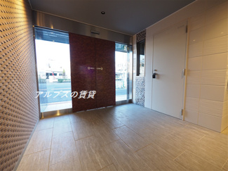 【エントランス】 | ラフィスタ横浜井土ヶ谷