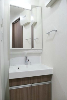 【独立洗面台】 | ラフィスタ横浜井土ヶ谷