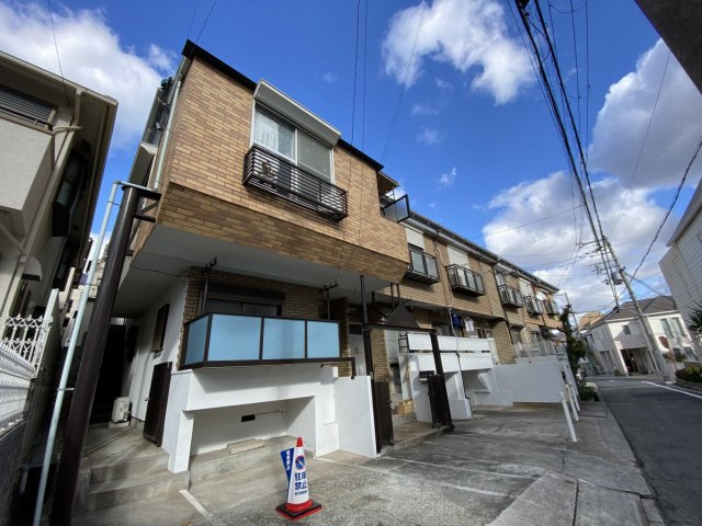 ドミール東芦屋の外観