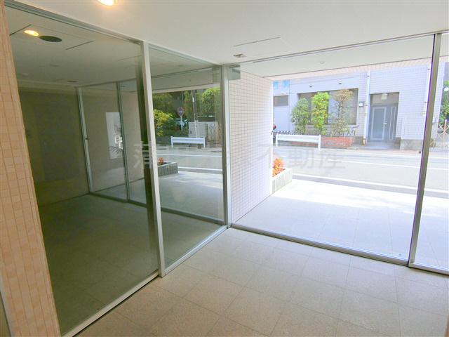 パティーナ京急蒲田のエントランス