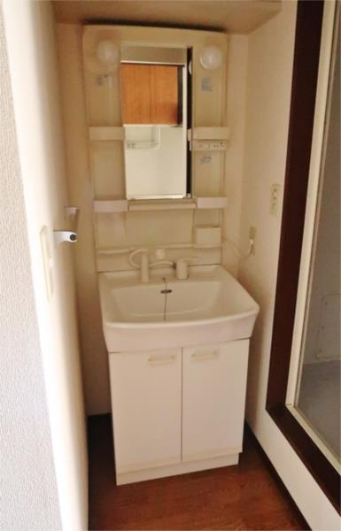 シャトレ北町の洗面所