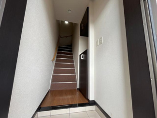 【玄関】 | メゾン・ド・アシューレ | 玄関