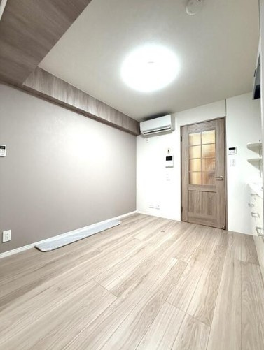 【洋室】 | 池袋ダイカンプラザ | 一日の疲れをいやしてくれる寝室。時を忘れて過ごす場所として過ごせるお部屋。